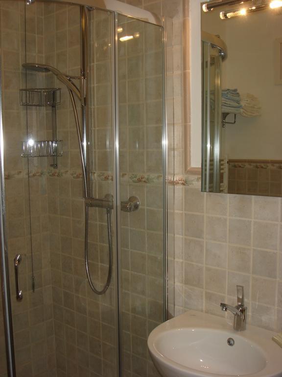 La Corte Del Cavaliere Bed & Breakfast Calderara di Reno Room photo